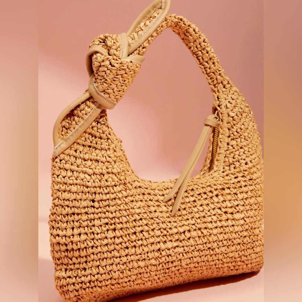 Altar’d Straw Natural Knotted Raffia Bag